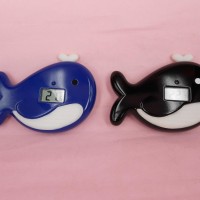 Whale bath thermometer