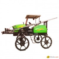 Self-propelled spray boom sprayer