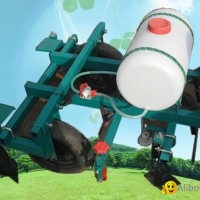 Plastic film mulching machine