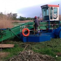 China High Efficiency Low Price Aquatic Weed Harvester for Sale