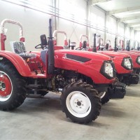 TRACTOR 55HP