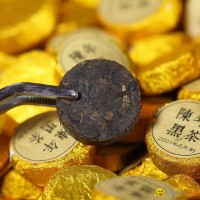 Super authentic aged gold coin black brick tea