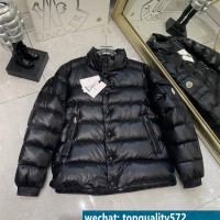 Short men's down jacket