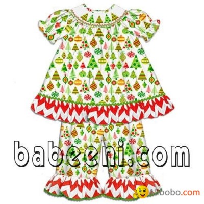 Lovely hand smocked clothing- DR 1468picture1