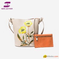 PU2184 Latest fashion women flower embroidery long shoulder bag with purses buck