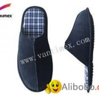 Non Slip Mens House Slippers Cow Suede Material with white or customized