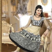 Matwali - Cream and Black color Semi-stitched Salwar Kameez