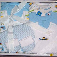 Baby's 7-pc gift box set