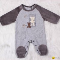 Lovely Bear baby boy Long Sleeve Romper with feet