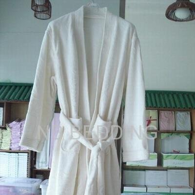 Bamboo bathrobepicture1