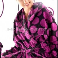 black and pink dot printed coral fleece bathrobe