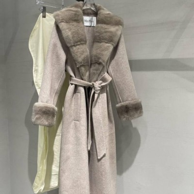 Max Mara cashmere coat,Max Mara mink coat with fur collar,Max Mara Iconic coatpicture1