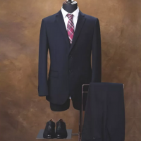 Custom made mens Virgin Wool Suit, Slim Fit