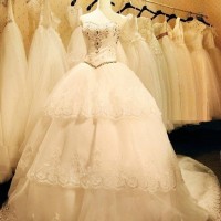 Embriodery Multi-layers Wedding Dress