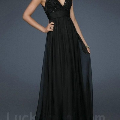 Black A Line Prom Gown Chiffon Floor Length Applique V Neckpicture1