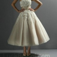 Applique Wedding Dress Elegant A Line Strapless Sash Bridal Gown