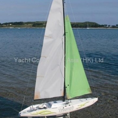 RC Sailboat Triumph 800picture1