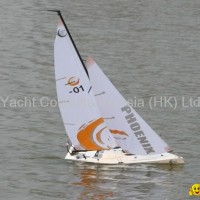 RC Sailboat Phoenix 870