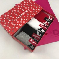 upreme socks men and women both can wear     ocks     en socks