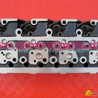 Komatsu 4D95 4D94E 6D105 6d95 4D130 Cylinder head