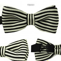 Knited Bow Ties