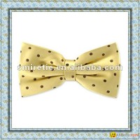 Fashionable 100% silk bow tie