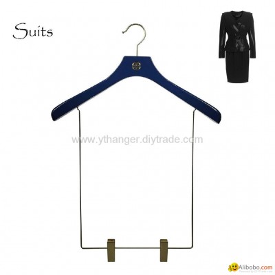 HW-03 luxury colored wooden women suits hangerspicture1