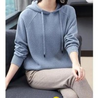 Women's hooded cashmere sweater