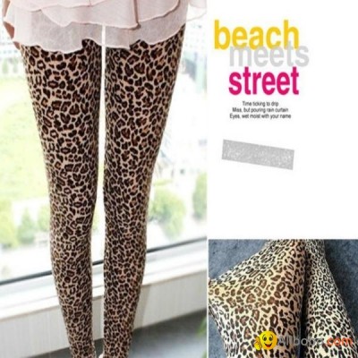 WL-126 Hot Seller  European and American Leopard Pantspicture1